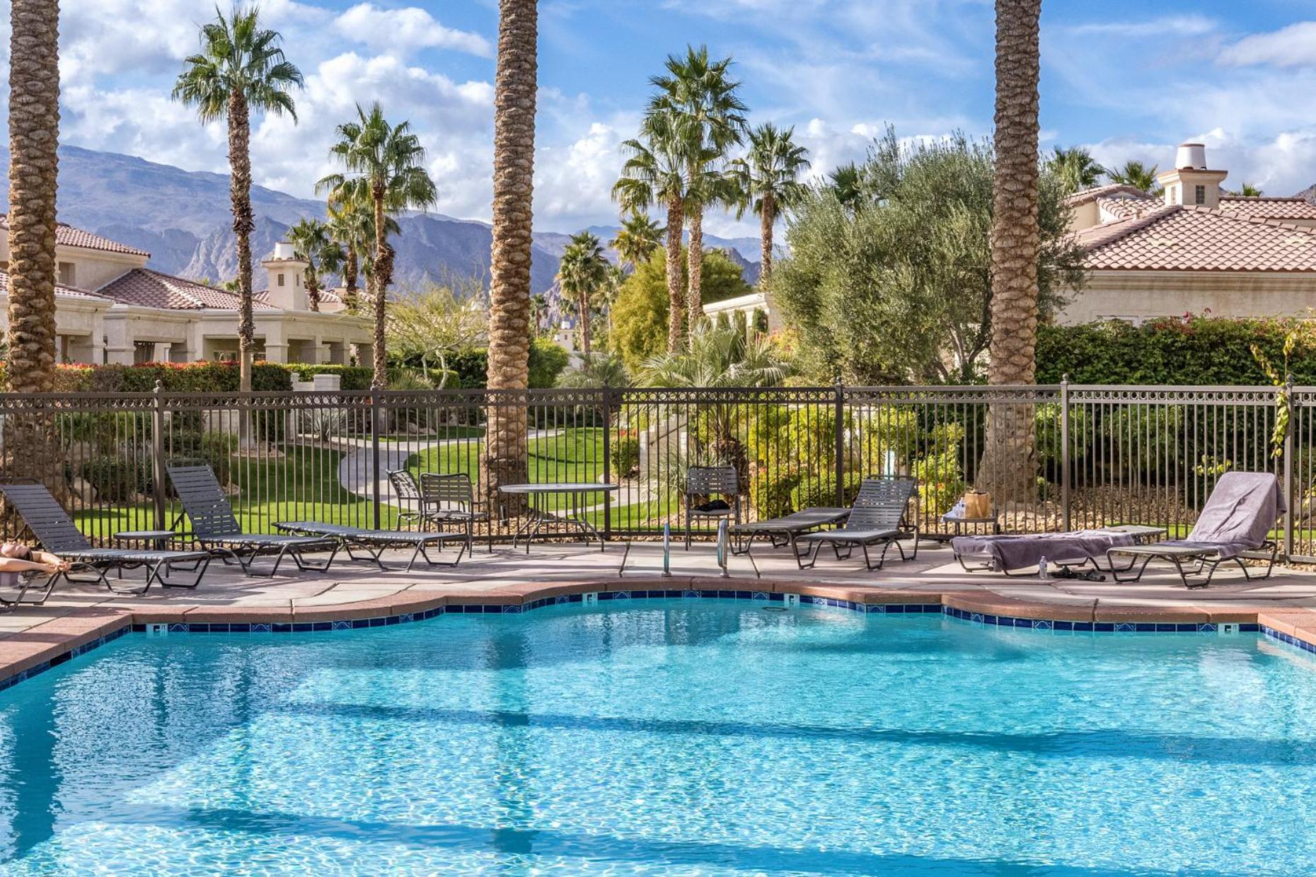 Desert Jewel By Vare Pool Gym Tennis Holiday home