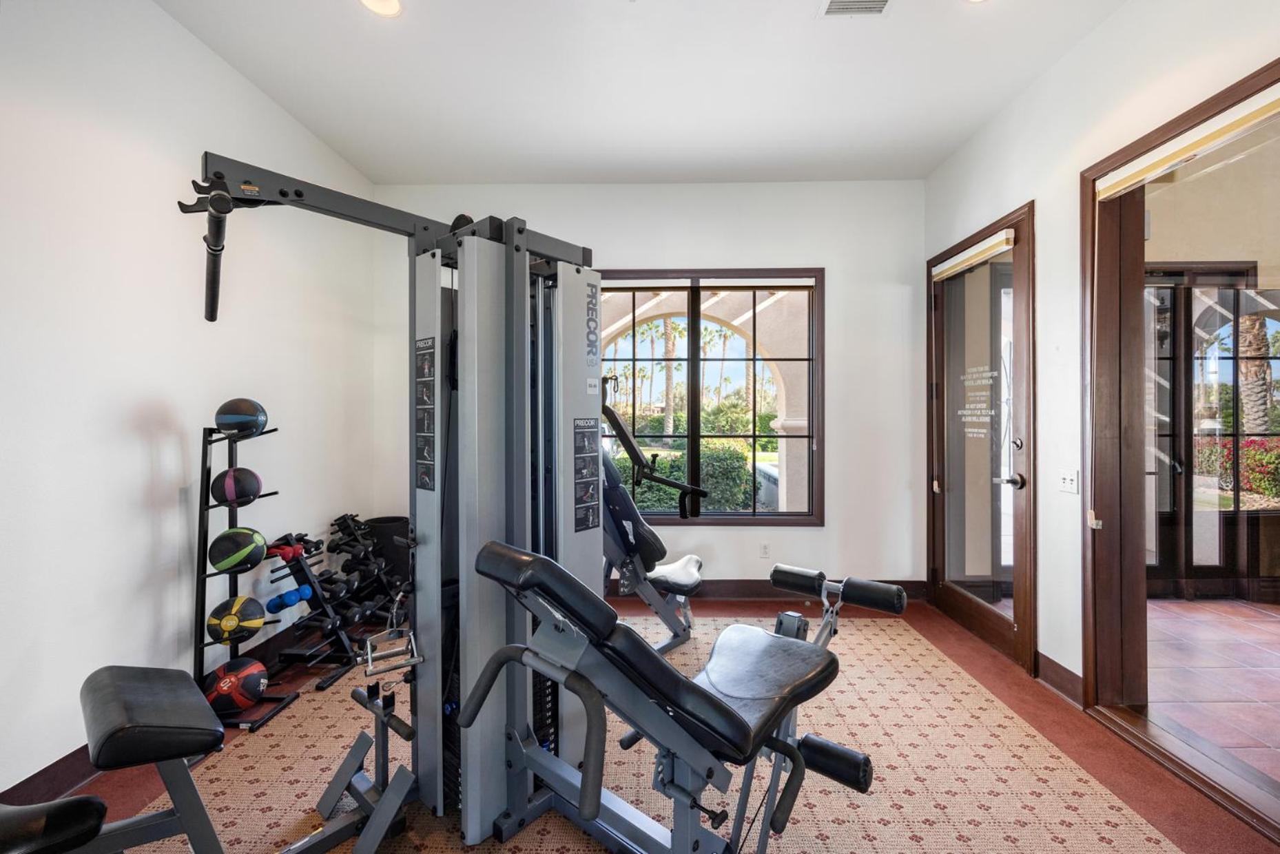 Holiday home Desert Jewel By Vare Pool Gym Tennis *
